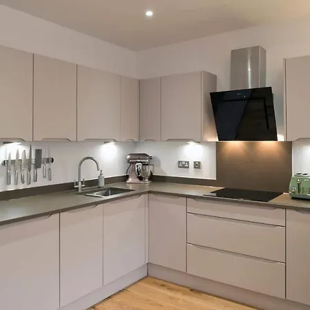 Apartment Fantastic 2 Bedroom Centre